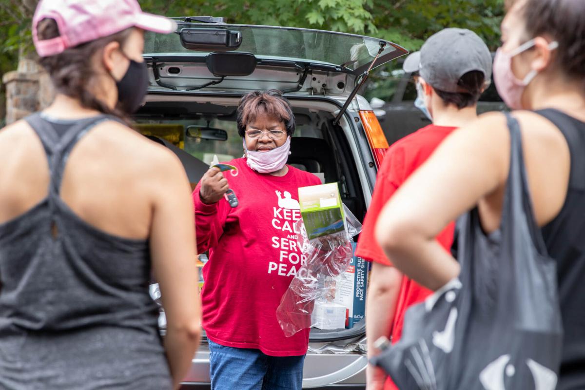 200829_SMH_DawgDayofService-14.jpg