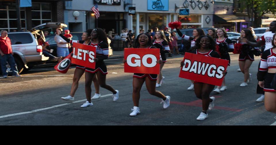 UGA parade brings fans together for an evening of