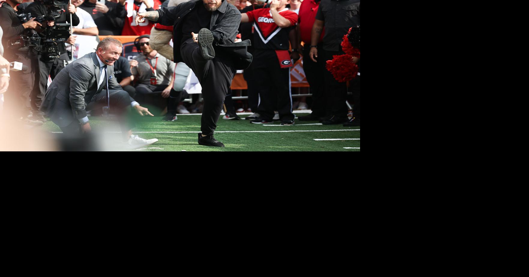 PHOTOS: ESPN College GameDay | Multimedia | redandblack.com