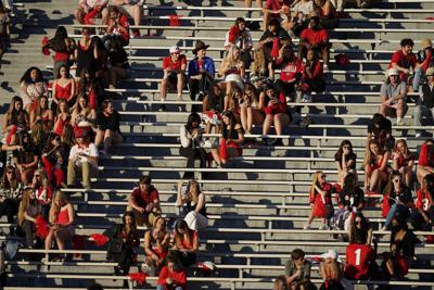 Images From Georgia Football S Home Opener Raise Concerns Over Covid 19 Spread In Sanford Stadium Campus News Redandblack Com