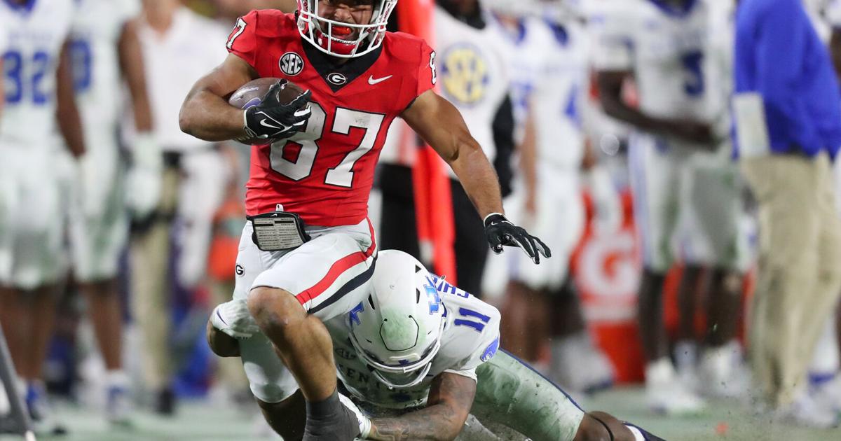 An uneven matchup: Georgia looks for 16th consecutive win against Kentucky
