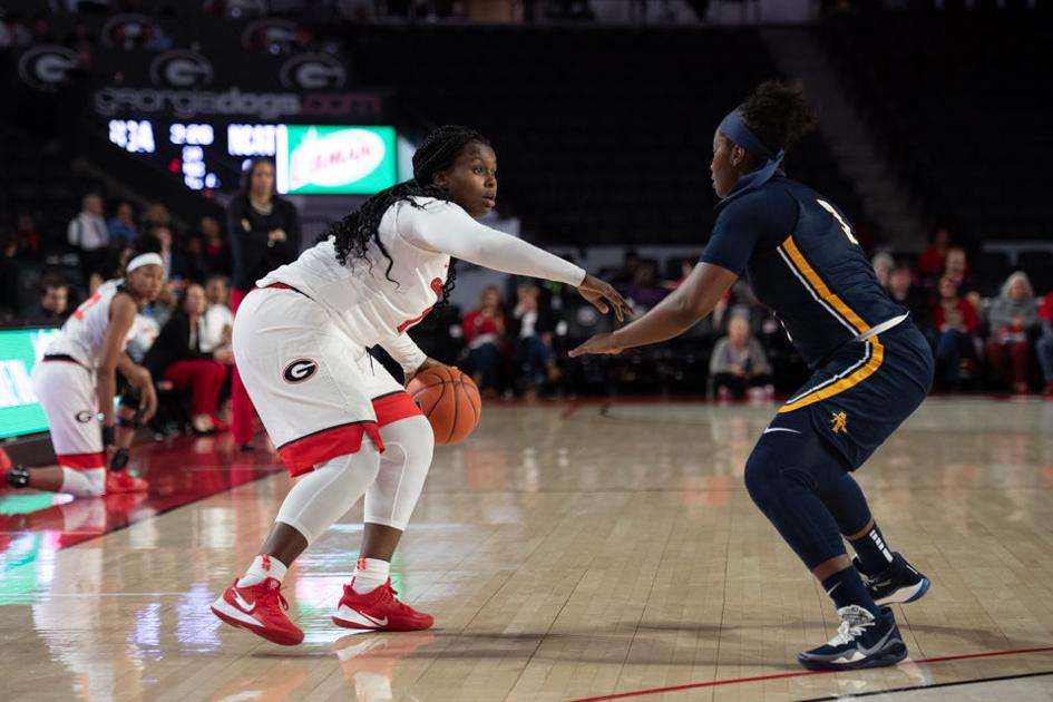 Georgia Women S Basketball Loses To Dynamic Villanova Offense 63