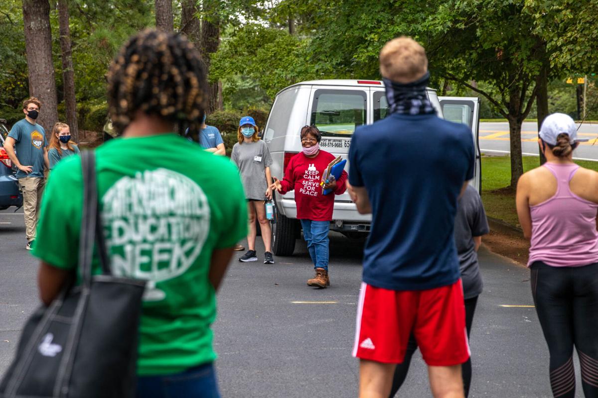 200829_SMH_DawgDayofService-7.jpg