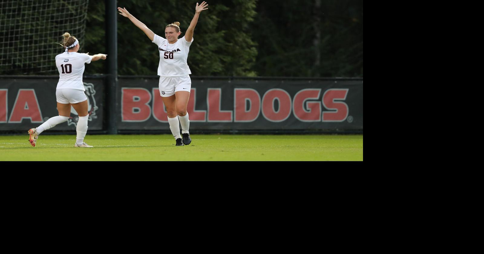 Georgia soccer shuts out Kentucky for first SEC East title in program ...