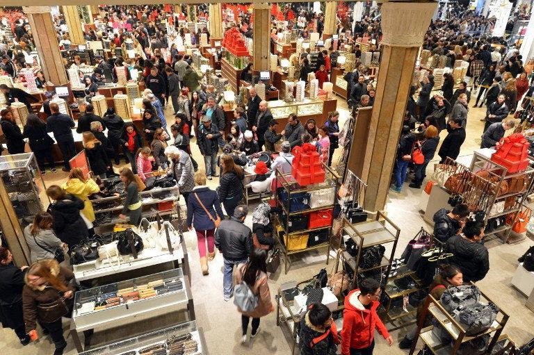 Opinion Don T Overdo Black Friday Shopping Opinion Redandblack Com