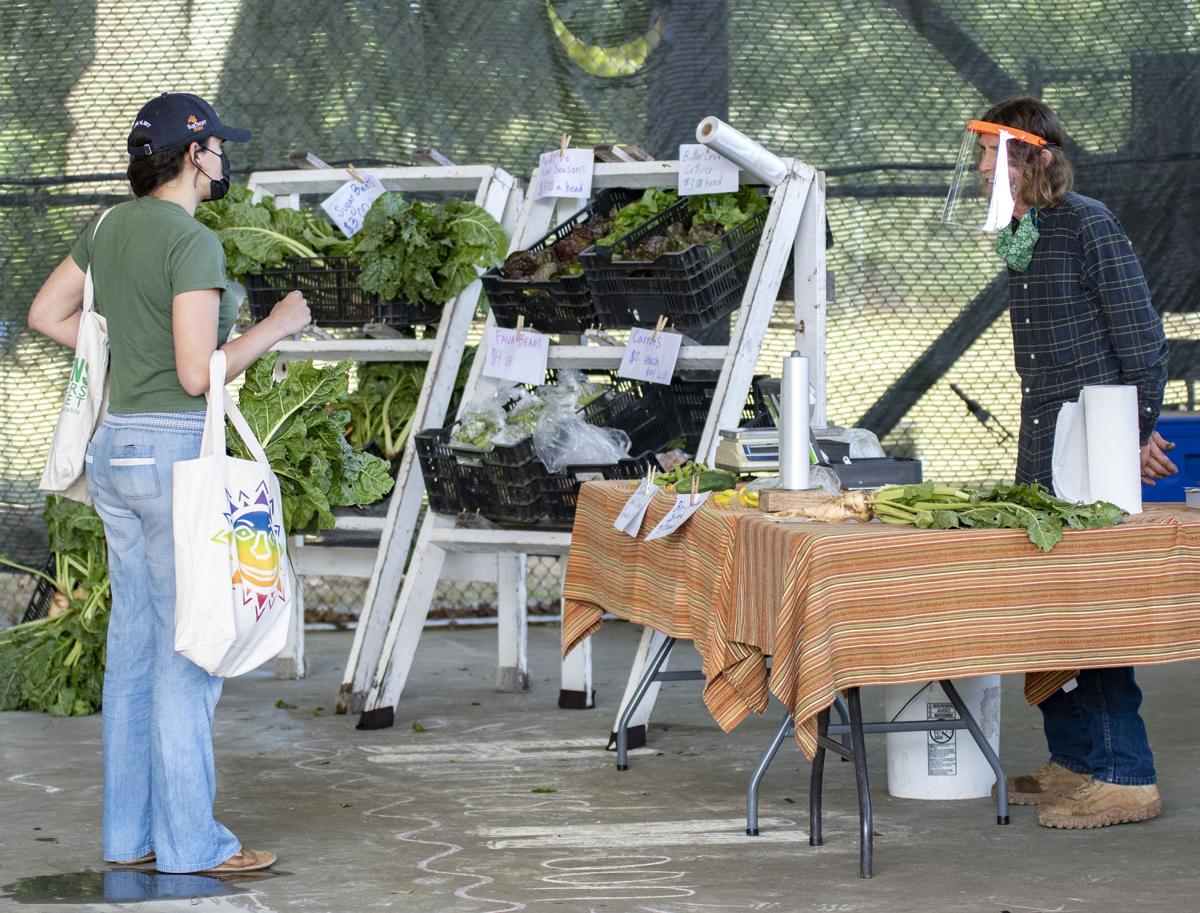 200516_ks_FarmersMarket_0006.jpg