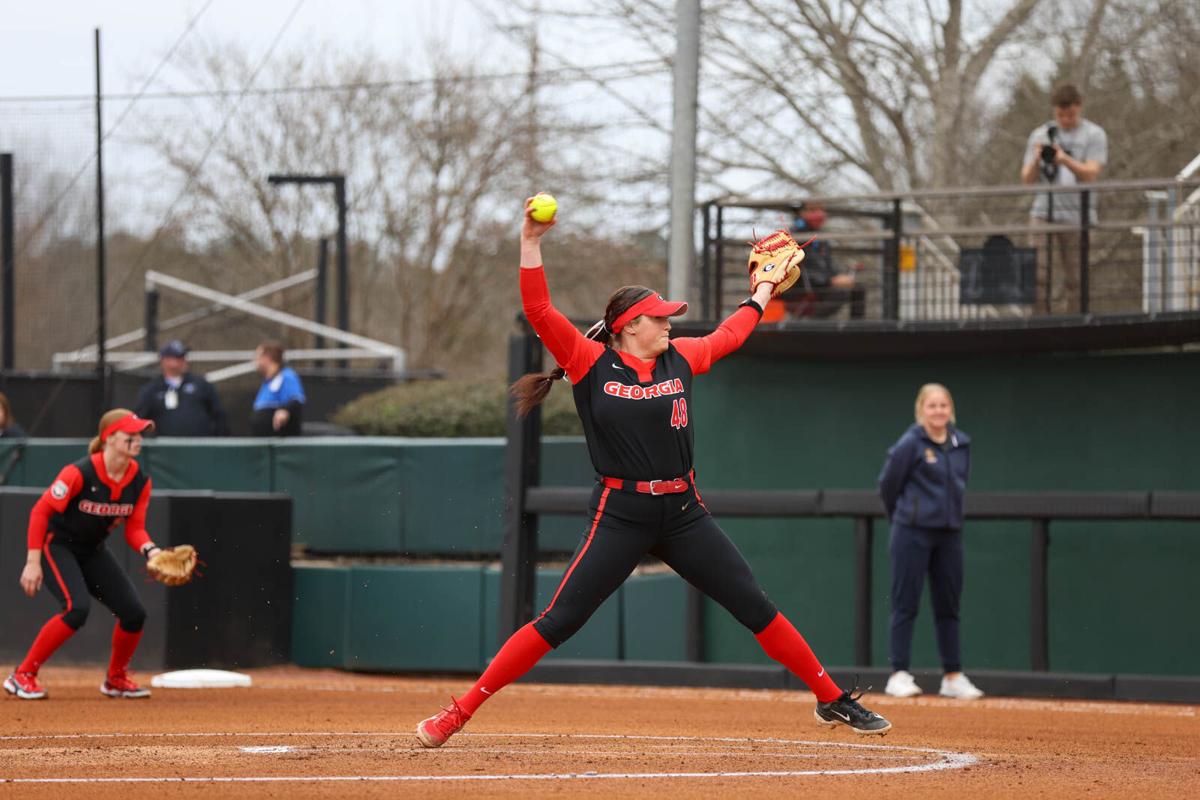 softball wins in doubleheader, defeats Murray State 20 and