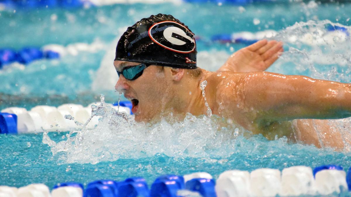 men’s swimming and diving finishes 10th at NCAA championships