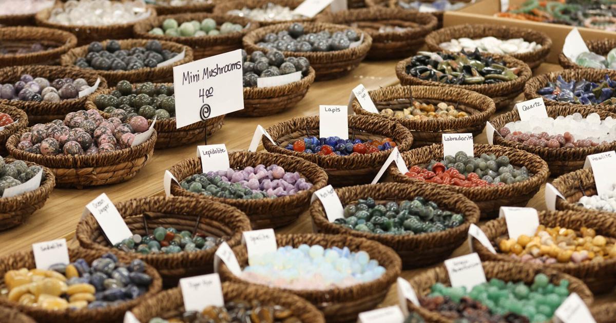 PHOTOS: Planet Earth Rocks and Crystals | Multimedia | redandblack.com