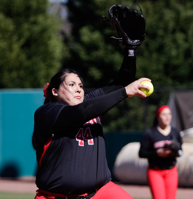 PHOTO GALLERY 10th Annual Softball Classic (Day 3) Softball