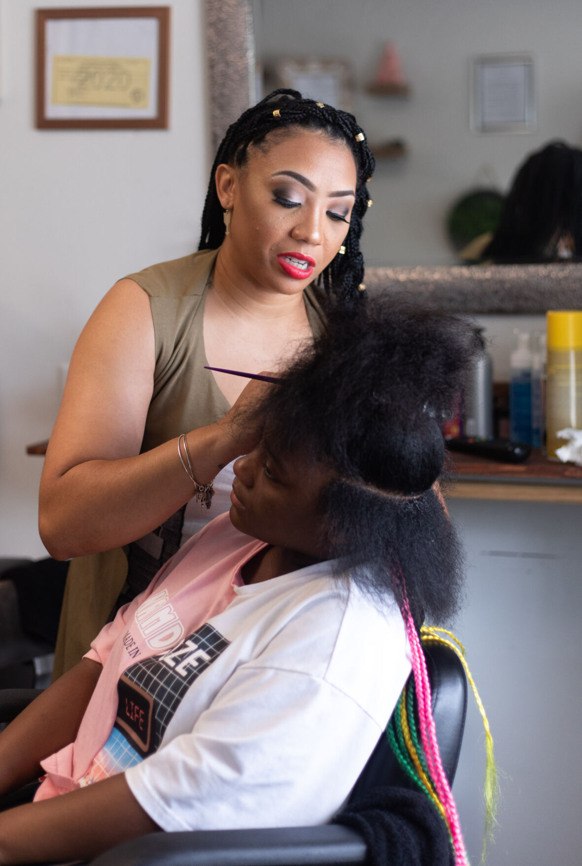 CNH_20200623_NovaYenBeautyShop-1.jpg