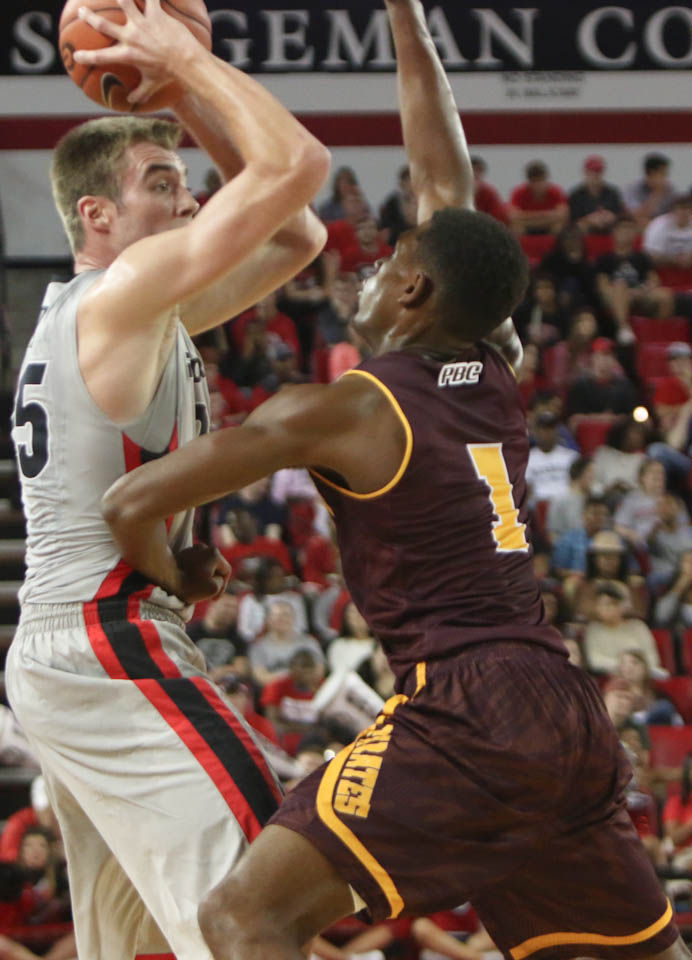 Photo Gallery Men's Basketball vs. Armstrong State Rbtv