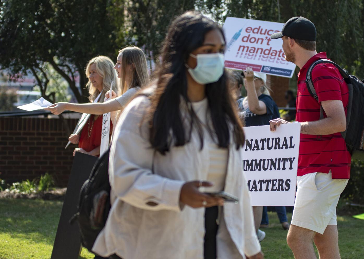 210913_kes_MandateProtest_012.jpg