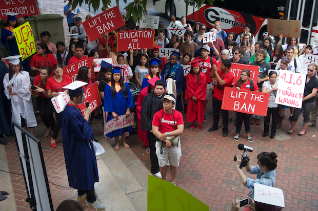 PHOTOS: Undocumented Students Call For Removal Of Policy 4.1.6 | Photo ...