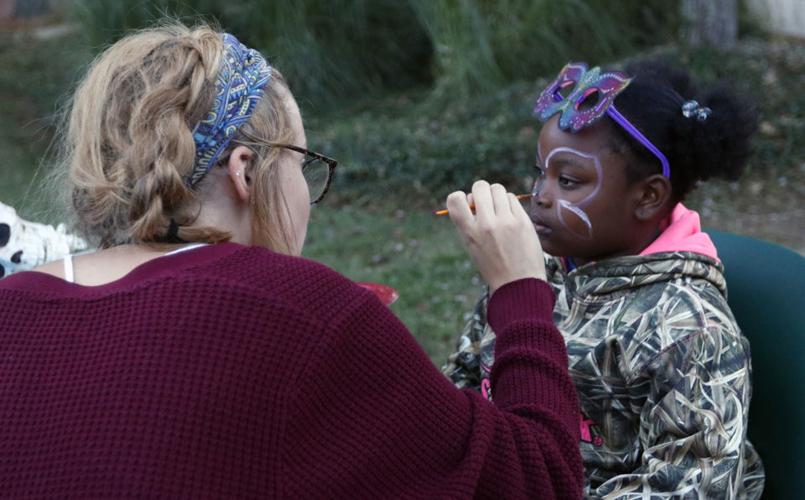 PHOTOS UGA housing, students open dorms for trickortreating by