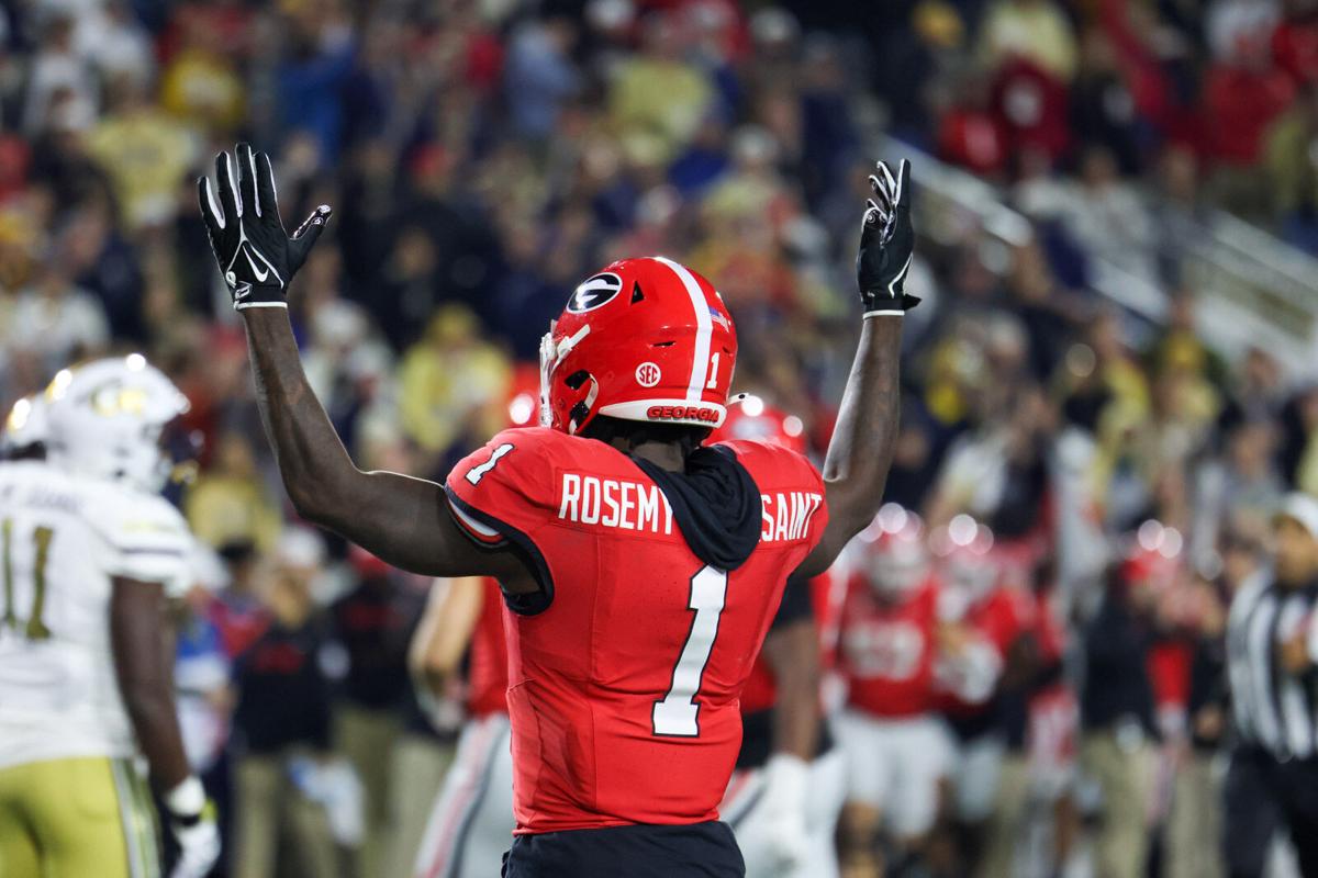 Marcus RosemyJacksaint signs with the Washington Commanders as an