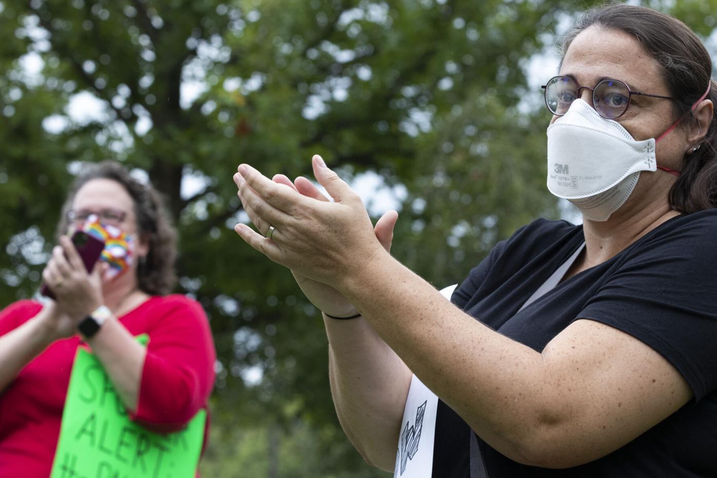 210917_SPF_UCWGAprotest-19.jpg