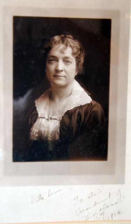 Moina Michael
