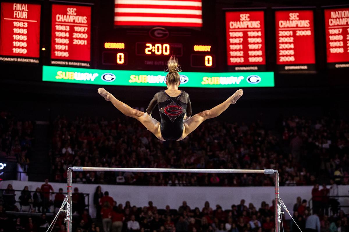 gymnastics beats Ohio State in season opener Gymnastics