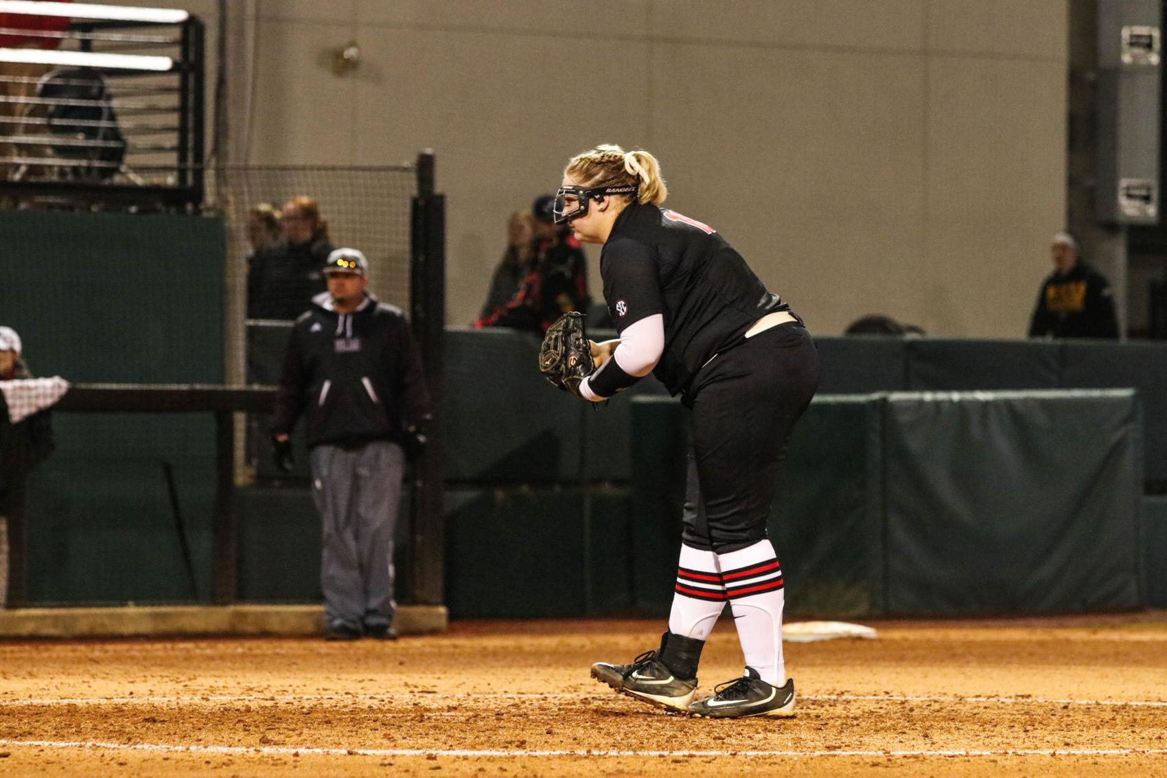 softball finishes Red & Black Showcase with strong pitching