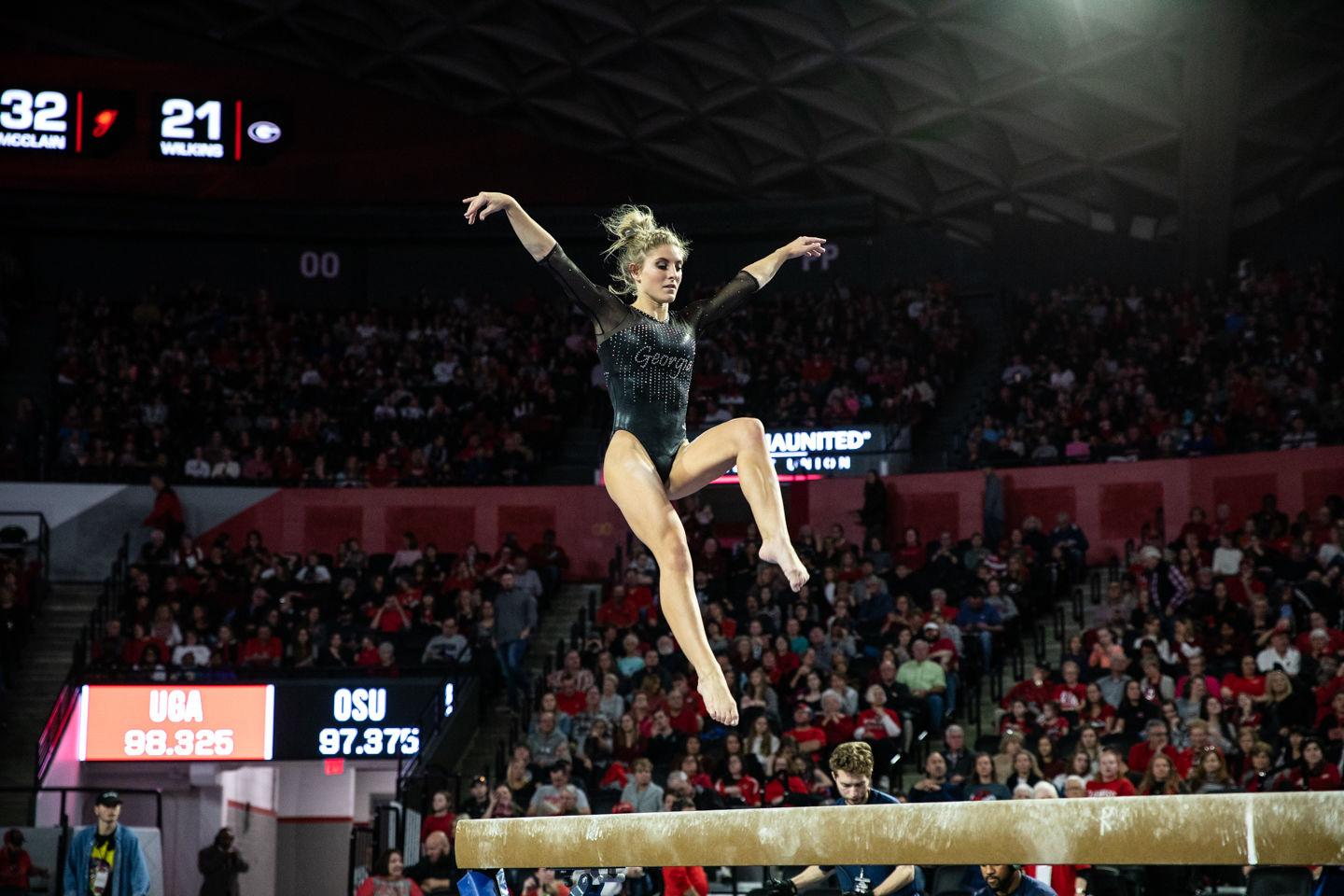 Sydney Snead leads gymnastics as the sole returning senior