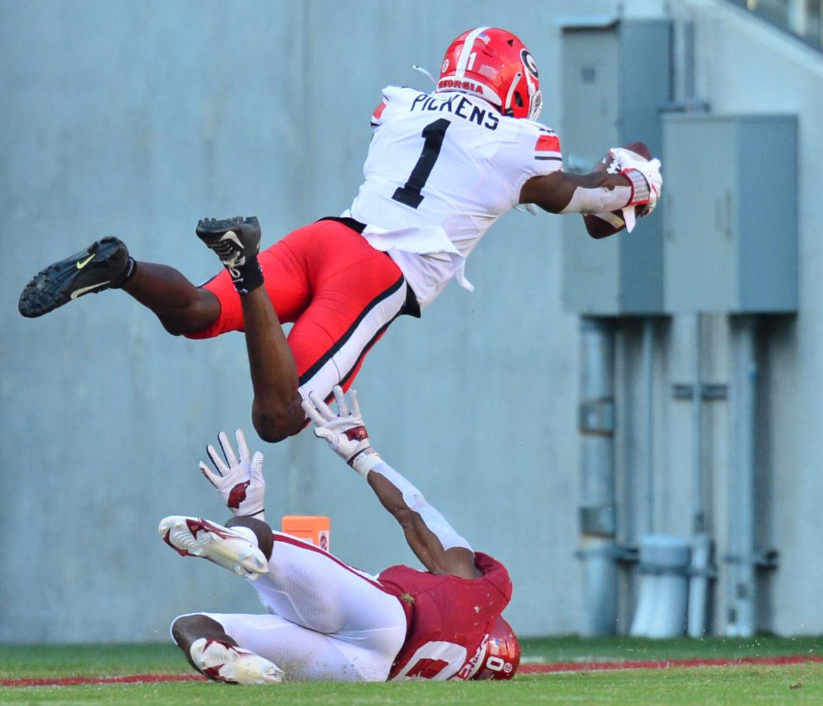 Georgia Football Play Review Looking Back On George Pickens 19 Yard Touchdown Reception Sports Redandblack Com