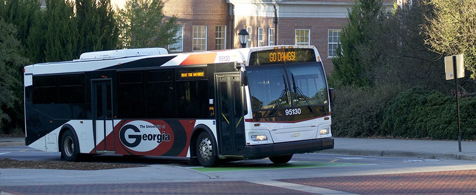 Campus Transit Experiments With Electric Buses Hopes To Increase Sustainability Campus News Redandblack Com