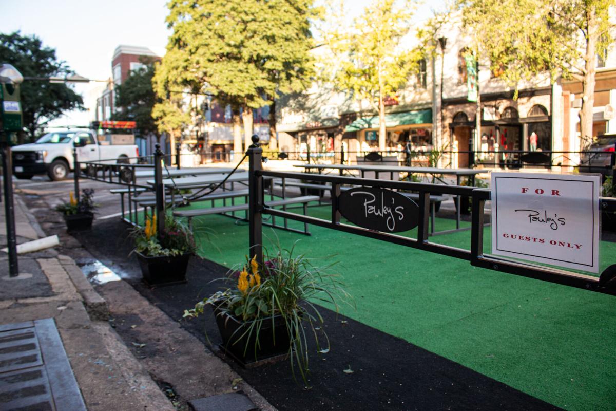 201002_outdoorseating_008.jpg