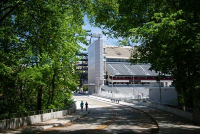 Column The Tall Order Ahead For Sec Football Without A Bubble Sports Redandblack Com