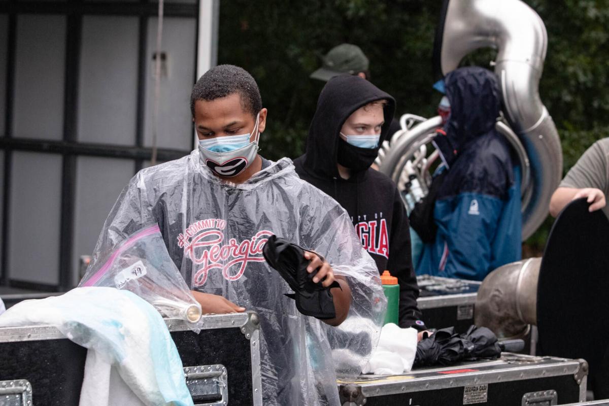 200917_jbf_RedcoatsInTheRain_20.jpg