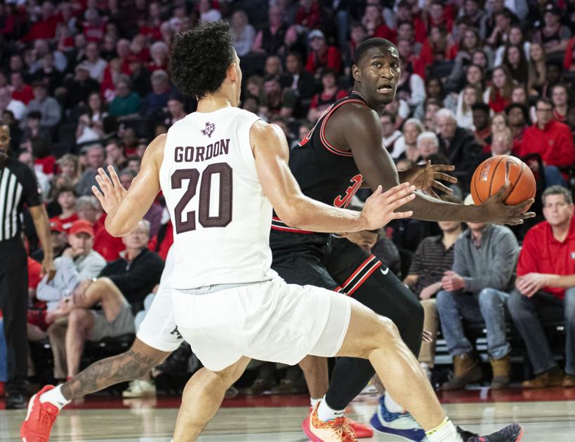 Georgia Basketball Transfer Mike Peake Commits To Austin Peay