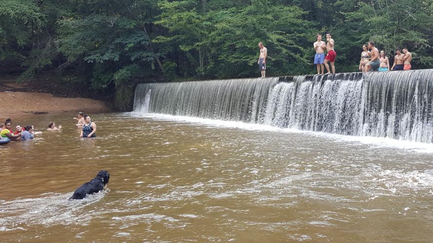 PHOTOS: Summer Spots | Redneck Beach | Arts & Culture | redandblack.com