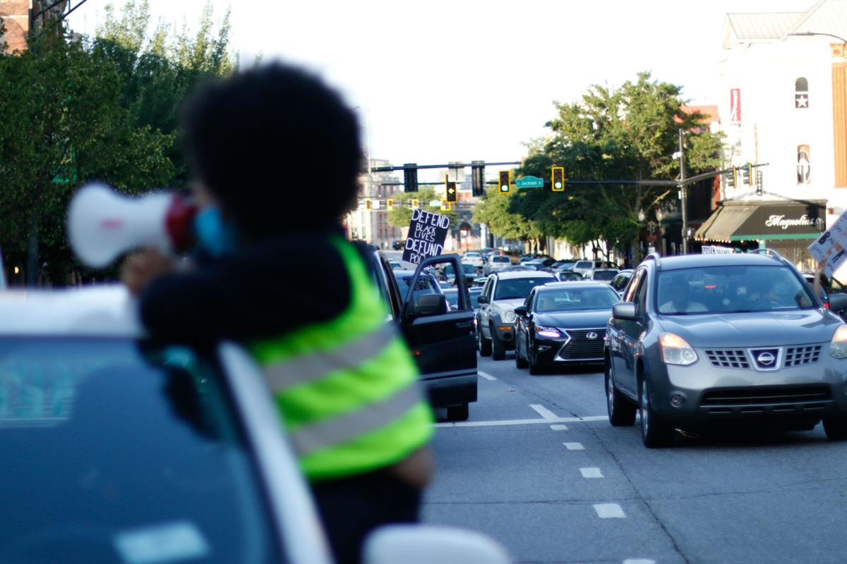 caravan protest018.jpg