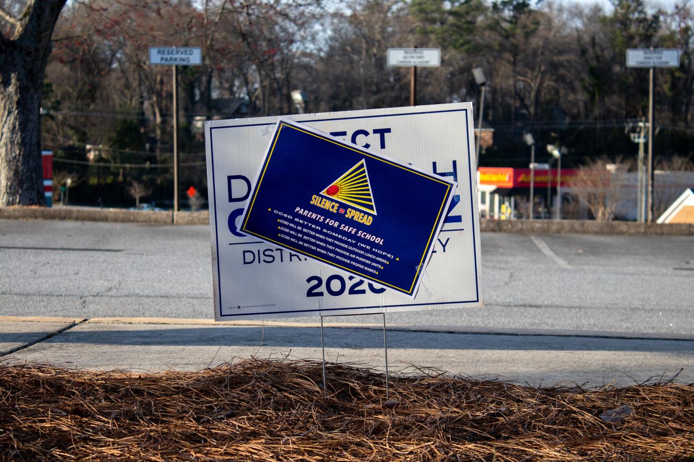 210311_LMY_CCSDparentProtest_0001.jpg