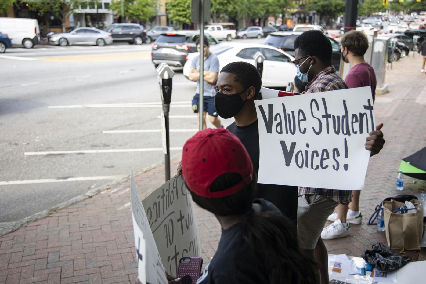 04272021_tmg_students against sonny 004.jpg