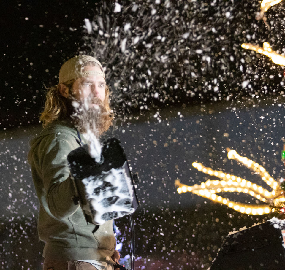 191205_ttw_ParadeOfLights_0411.JPG