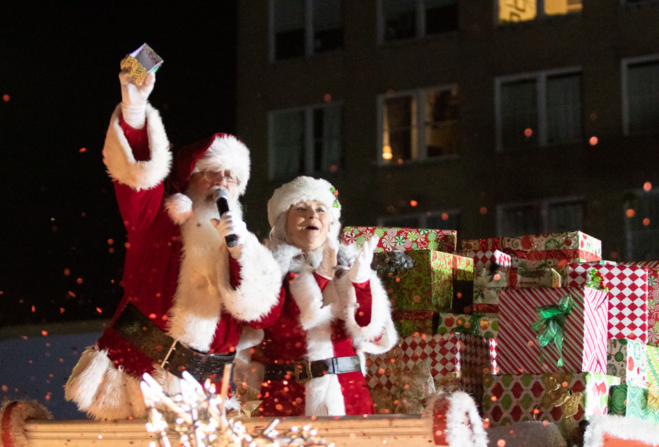 191205_ttw_ParadeOfLights_1054.JPG