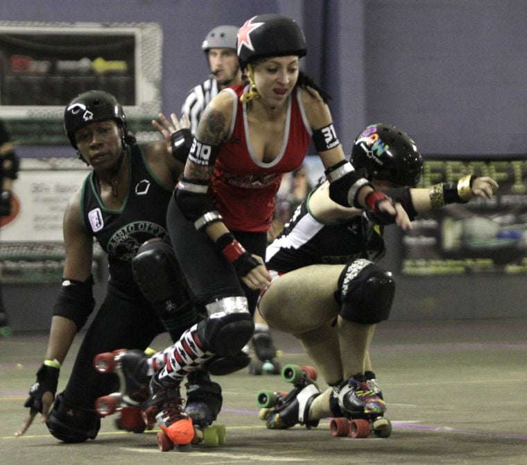 Classic City Rollergirls | Photo Galleries | redandblack.com