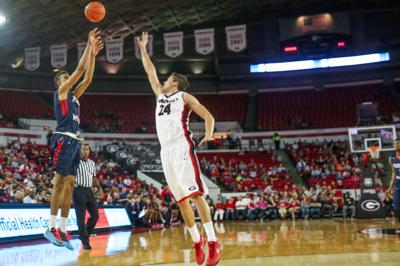 Georgia Falls To Florida In Sec Opener Sports Redandblack Com