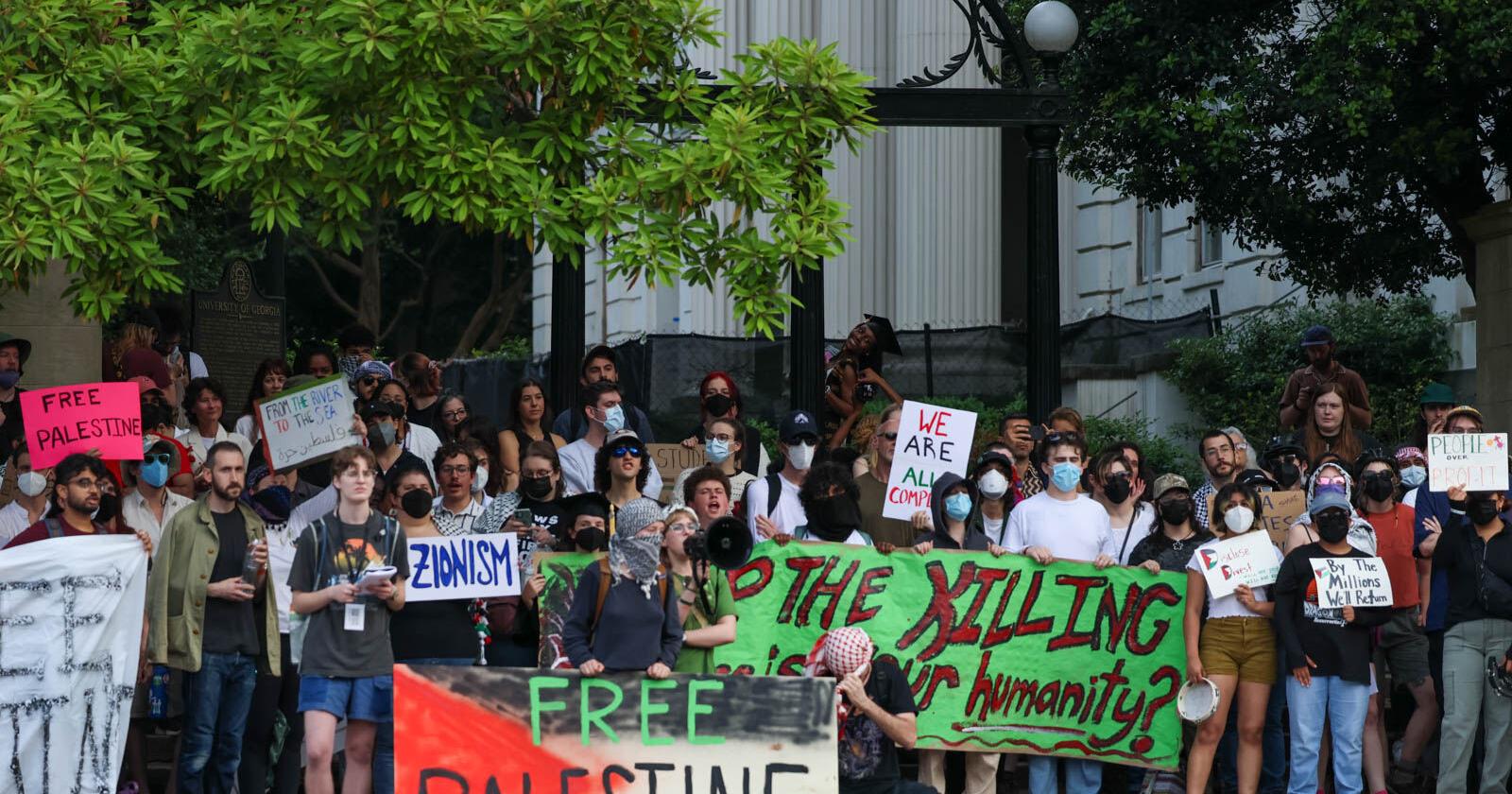 UGA and Athens community holds solidarity Shabbat and 200-person pro-Palestine demonstration following student arrests - Vimarsana News