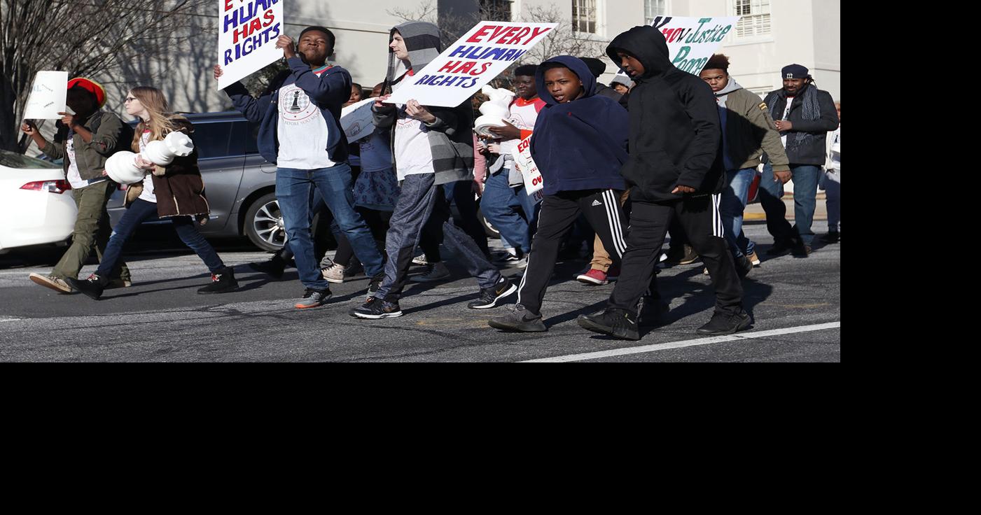 PHOTOS: A look back at MLK Day Parades | Multimedia | redandblack.com