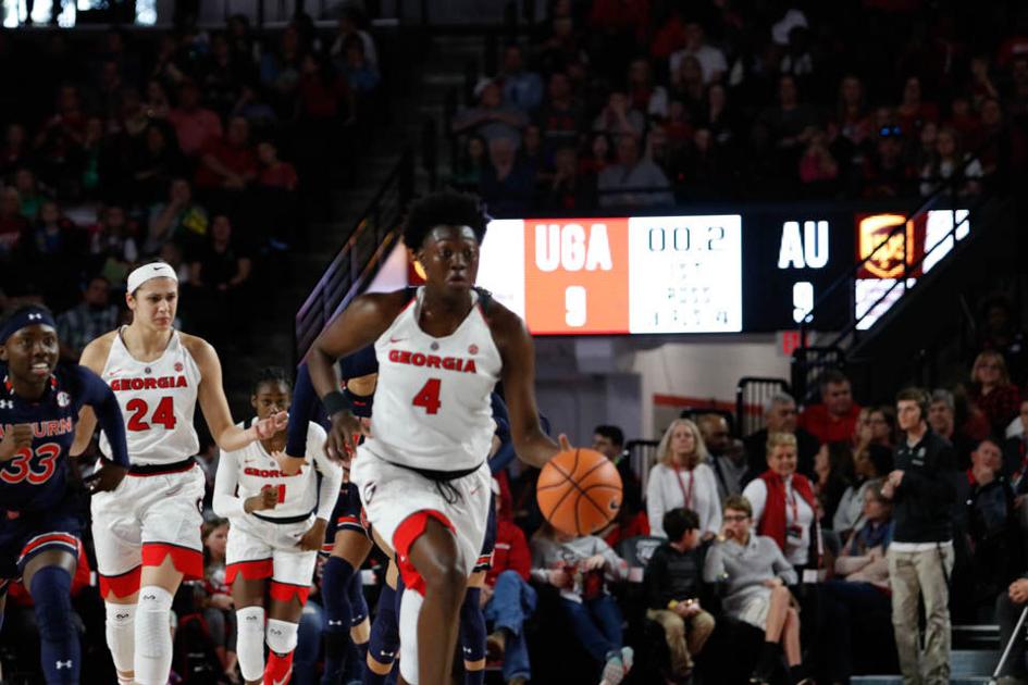 Georgia Women S Basketball Downs Vanderbilt Despite Rocky
