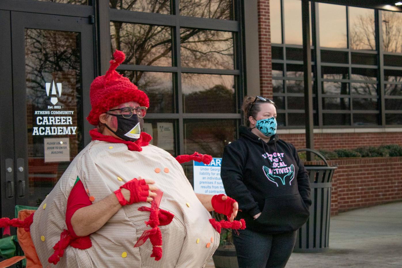 210311_LMY_CCSDparentProtest_0011.jpg