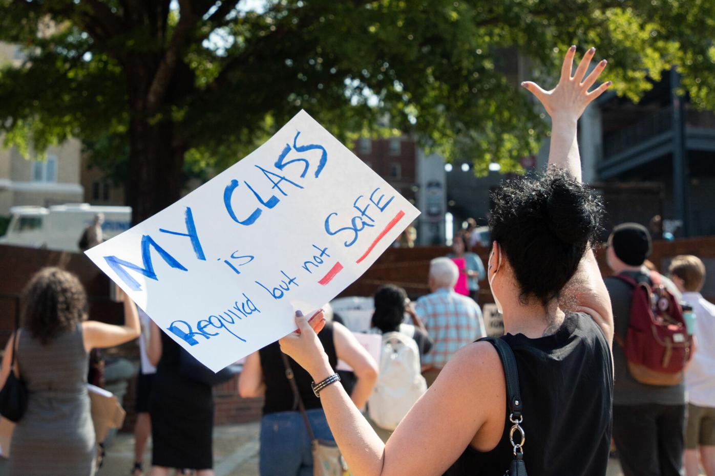 210913_JAG_Protest_005.jpg