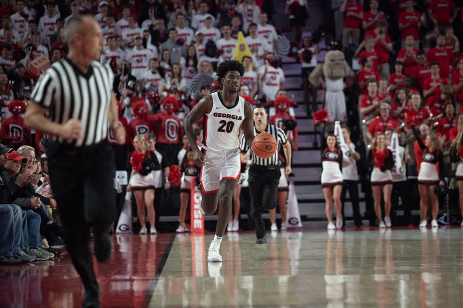 Georgia Men S Basketball Grows Closer And Stronger From Offseason