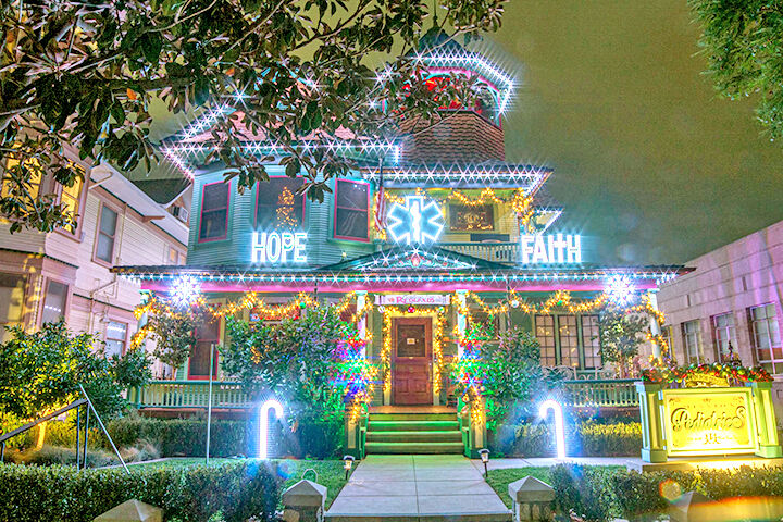 Mission Pediatrics Christmas Lights