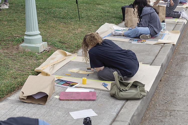 Sunny skies, ‘huge’ crowds greet artists at Redlands Festival of Arts