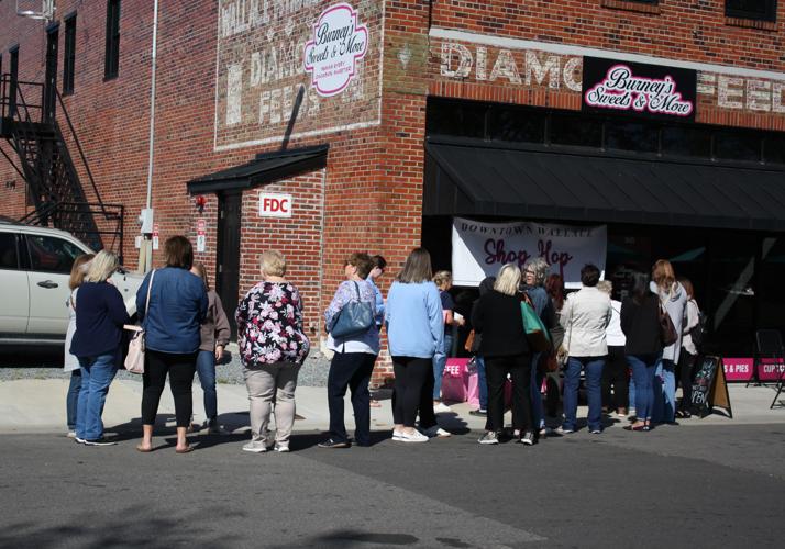 Spring Shop Hop Spring Shop Hop in Wallace a hit | News | reflector.com
