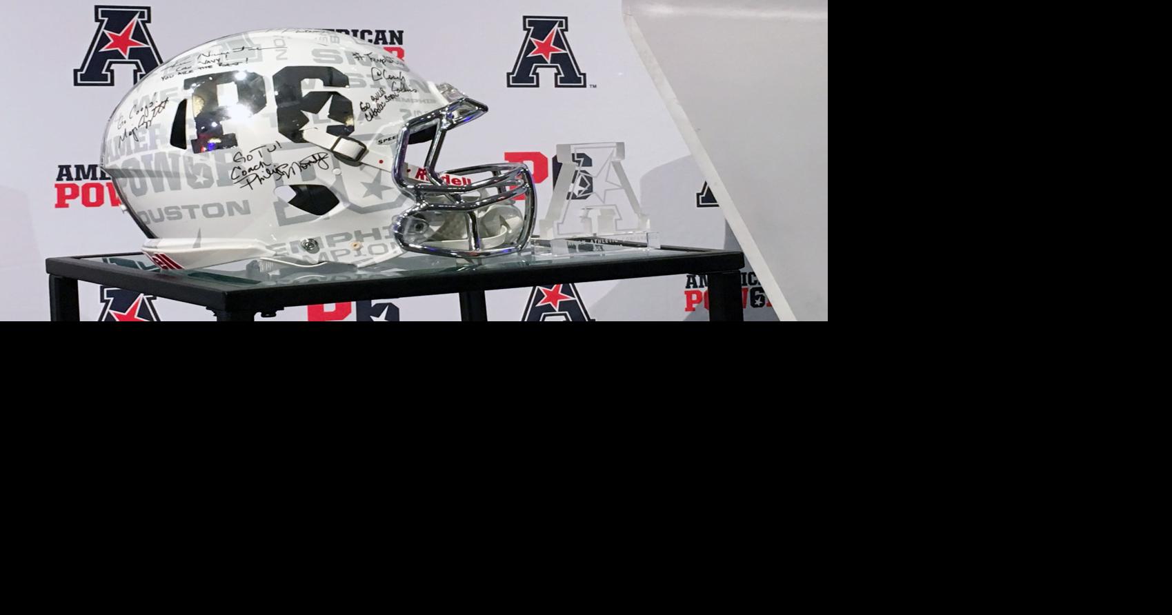 Familiar message at AAC event | College | reflector.com