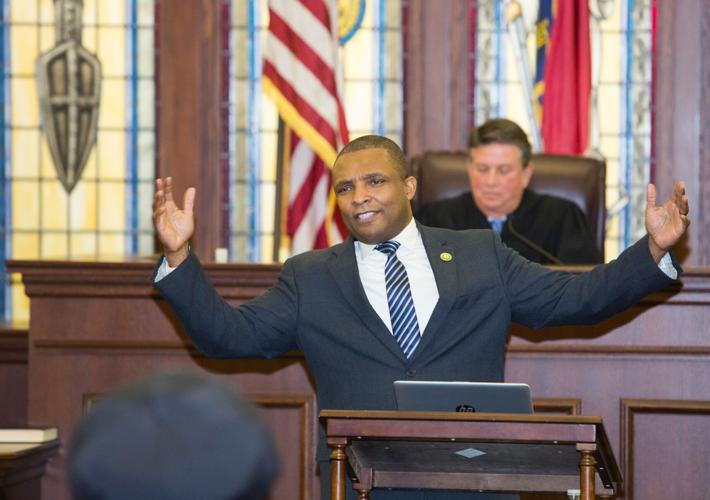 Davis focused on future at swearing in ceremony Local News
